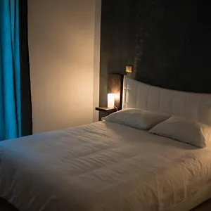 Bhome Fashion Bed & Breakfast
